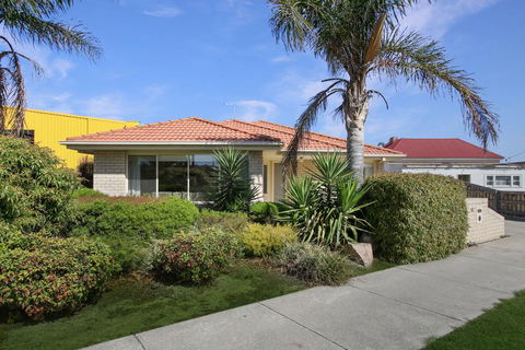 Tondo - Accommodation VIC 0