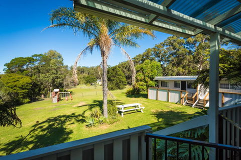 Top Of The Lake Holiday Units - Accommodation VIC 3