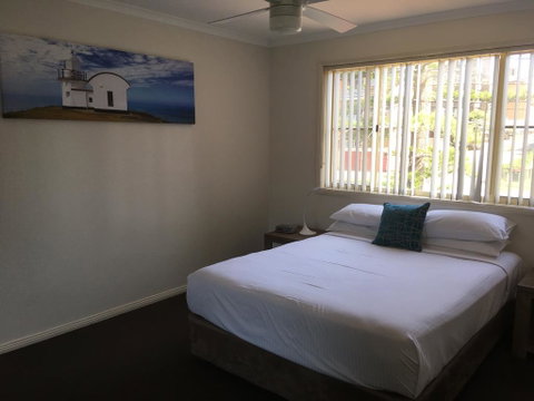 Town Beach Beachcomber Resort - Accommodation VIC 3