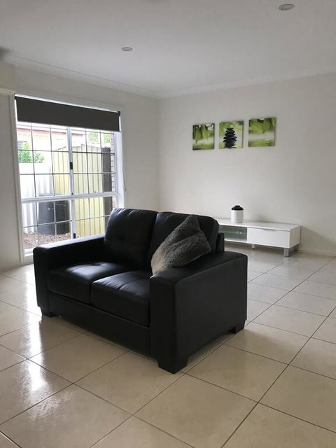 Townsville Wistaria Spacious Home - Accommodation VIC 3