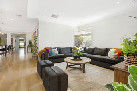 TRANQUIL HAVEN - MOUNT ELIZA - Accommodation VIC 0