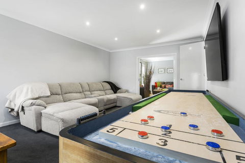 TRANQUIL HAVEN - MOUNT ELIZA - Accommodation VIC 3