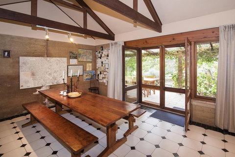 Trastevere Cowaramup Farm House - Accommodation VIC 3