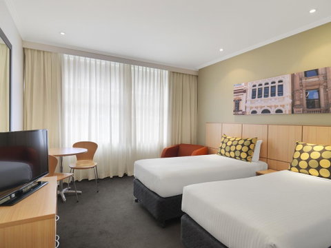 Travelodge Hotel Sydney Martin Place - Accommodation VIC 1