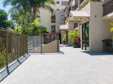 Trickett Gardens Holiday Inn - Accommodation VIC 2