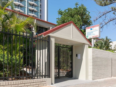 Trickett Gardens Holiday Inn - Accommodation VIC 1