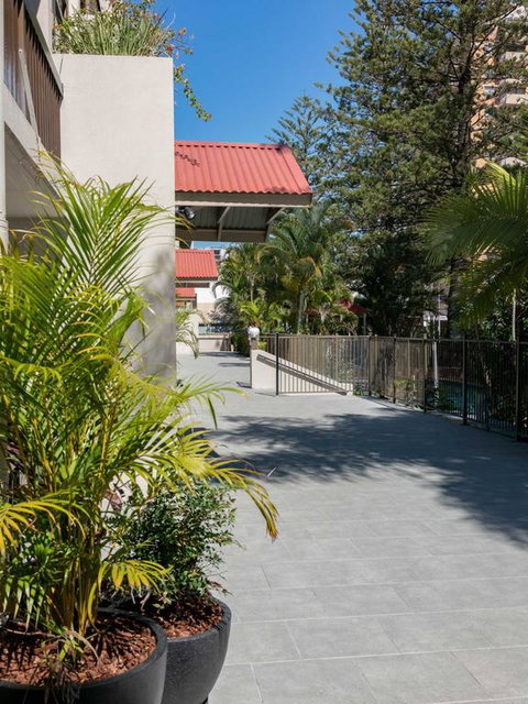 Trickett Gardens Holiday Inn - Accommodation VIC 3