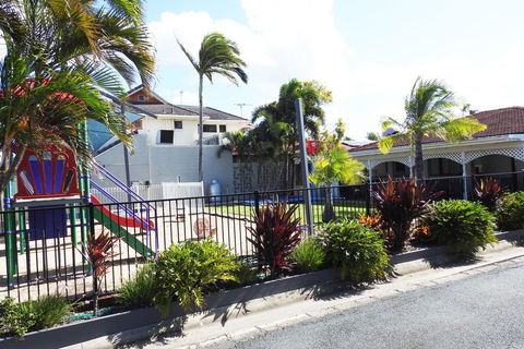 Tropic Coast Motel - Accommodation VIC 3