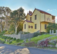 Two Story Bed and Breakfast - Accommodation VIC