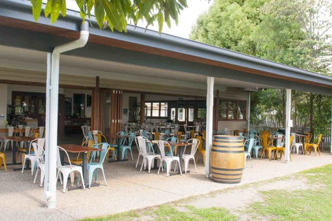 Ulmarra Hotel - Accommodation VIC 3