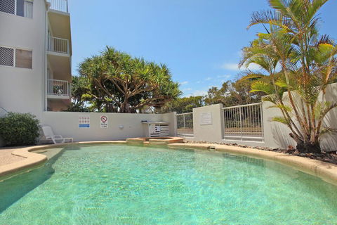 Unit 1 Marcoola Sunrise - Marcoola Beach - Accommodation VIC 3