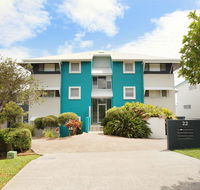 Unit 1 On The Park Frank Street Coolum Beach WIFI 400 Bond LINEN INCLUDED - Accommodation VIC