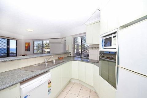 Unit 1, The Rocks, 1746 David Low Coolum Beach - 500 Bond - Accommodation VIC 1