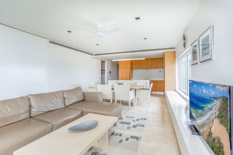 Unit 101 Plantation Resort - Rainbow Beach, Plantation Resort, Second Floor, Aircon, Pool, Spa - Accommodation VIC 3