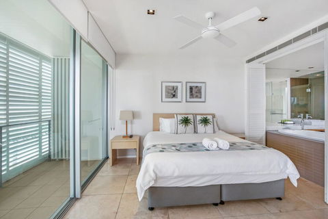 Unit 206 Plantation, Rainbow Beach, Incredible Views, Top Floor, Ocean Facing - Accommodation VIC 2