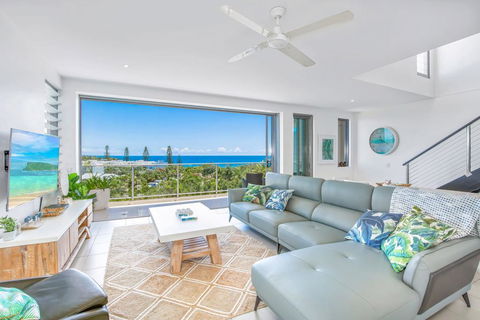 Unit 6 Rainbow Sea - Rainbow Beach, Amazing Ocean Views, Aircon, Wi-Fi, Pool, Walk To Beach - Accommodation VIC 0