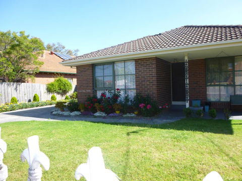 Vella Room - Accommodation VIC 3
