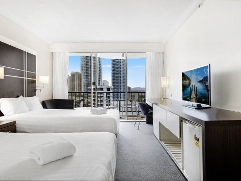 View - In Heart Of Surfers Paradise - Accommodation VIC 3