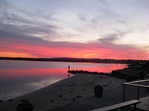Villa Riviera On River Front - Accommodation VIC 1