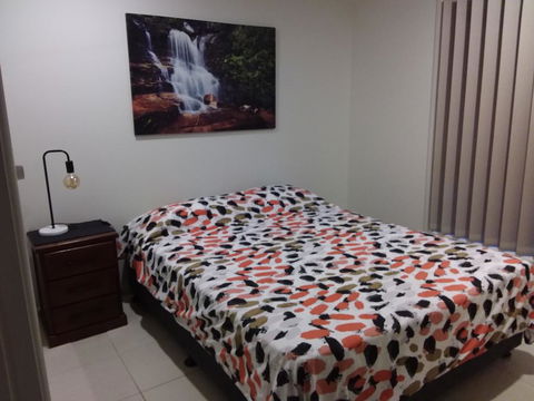 Waratah And Wattle Apartments - Accommodation VIC 3