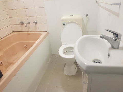 Warm Friendly Family Environment In Braybrook - Accommodation VIC 1