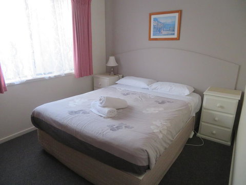 Warrnambool Motel And Holiday Park - Accommodation VIC 3