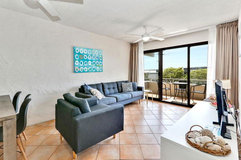 Warroo Apartments - Accommodation VIC 3
