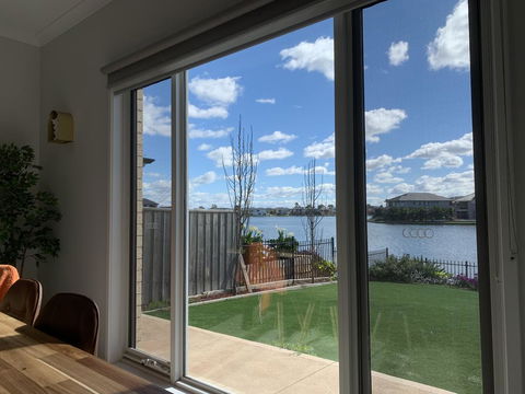 Waterfront Grand Villa For Big Group - Accommodation VIC 2