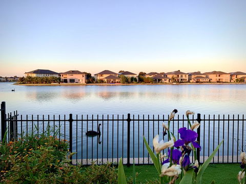 Waterfront Grand Villa For Big Group - Accommodation VIC 1