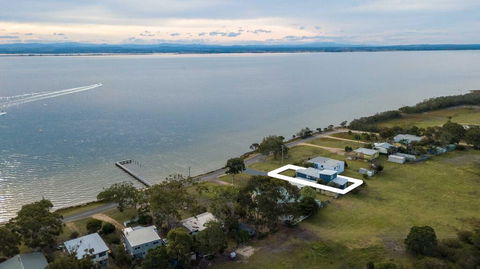 Waterfront Sanctuary - Raymond Island Getaway - Accommodation VIC 0