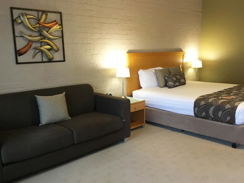 Blazing Stump Motel & Suites - Accommodation VIC 13