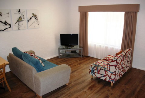 Blazing Stump Motel & Suites - Accommodation VIC 29