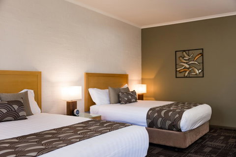 Blazing Stump Motel & Suites - Accommodation VIC 12