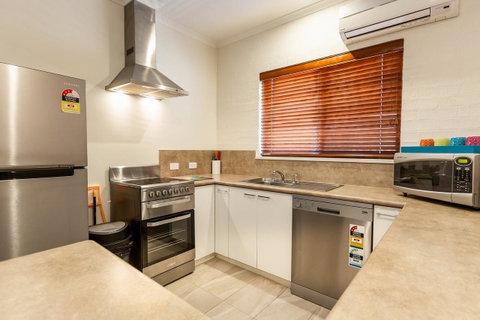 Blazing Stump Motel & Suites - Accommodation VIC 2