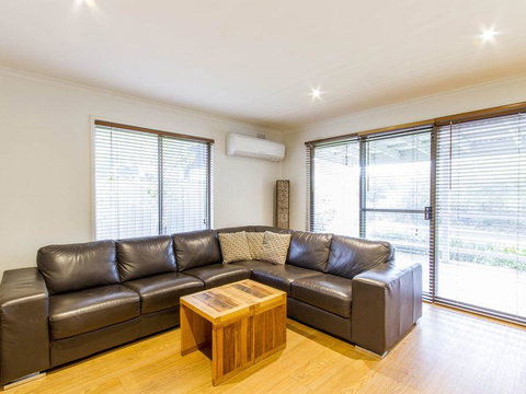 Perfect For Family Fun - Accommodation VIC 3