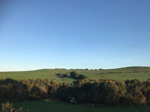 Hillâ€™s Creek Holiday Home - Accommodation VIC 1