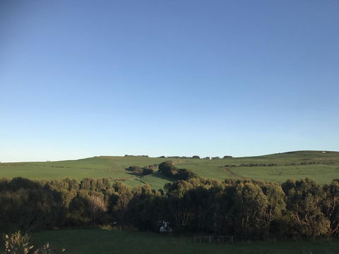 Hillâ€™s Creek Holiday Home - Accommodation VIC 17