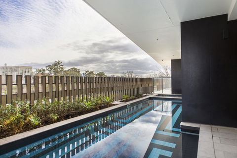 Complete Host 50 Claremont St Apartments - Accommodation VIC 2