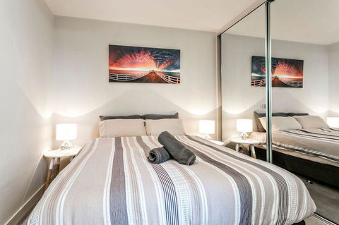 Complete Host 50 Claremont St Apartments - Accommodation VIC 21