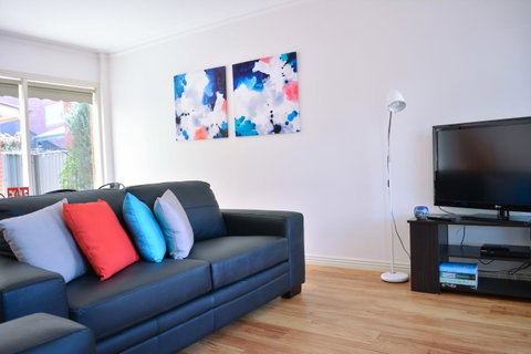 Turner Terrace - Accommodation VIC 8