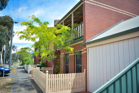 Turner Terrace - Accommodation VIC 28