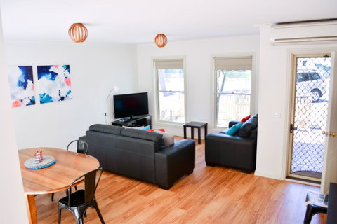 Turner Terrace - Accommodation VIC 9