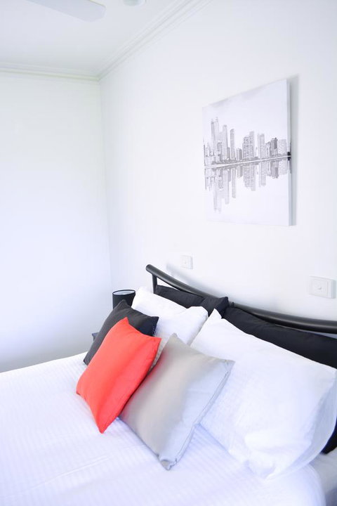 Turner Terrace - Accommodation VIC 12
