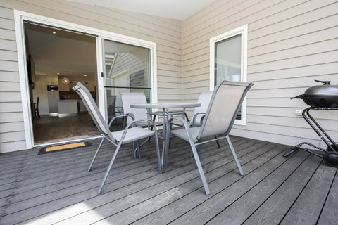 Amber Mist Villa Two - Accommodation VIC 9