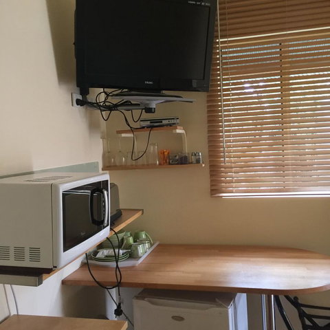 The Albion Motel Castlemaine - Accommodation VIC 19