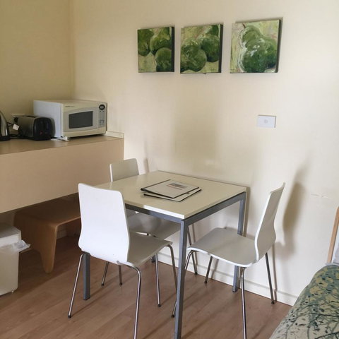 The Albion Motel Castlemaine - Accommodation VIC 25