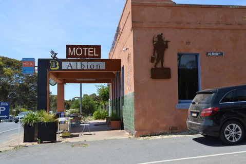 The Albion Motel Castlemaine - Accommodation VIC 6