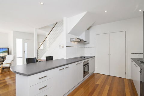 Bask At The Glade - Rejuvenate Stays - Accommodation VIC 2
