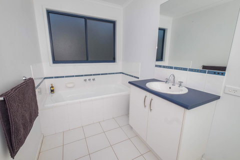 Demure Charm - Accommodation VIC 14