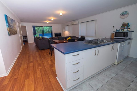 Demure Charm - Accommodation VIC 6